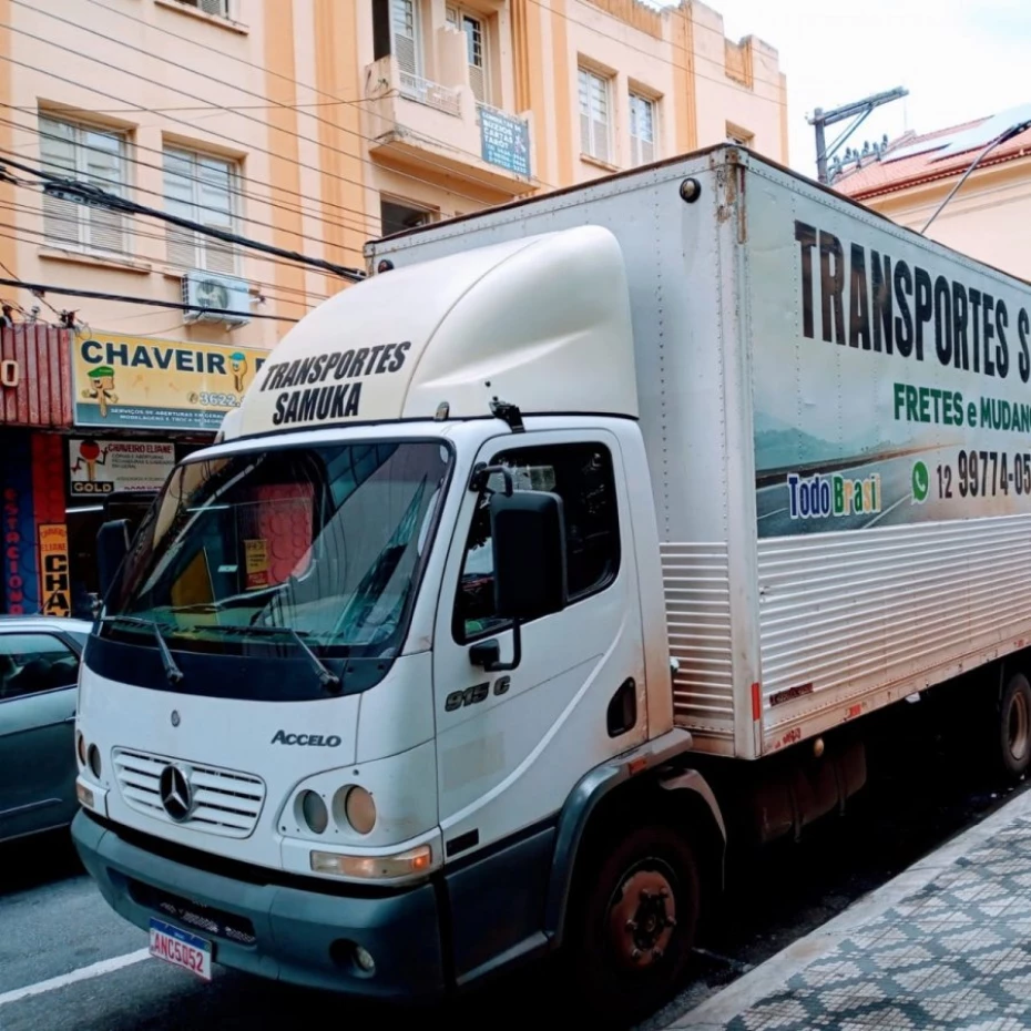 Foto 1:  — Transportes Samuka Taubaté